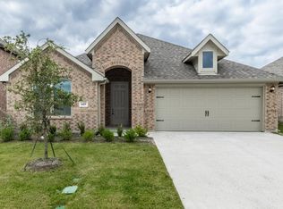 609 Antswood Dr, Fort Worth, TX 76108