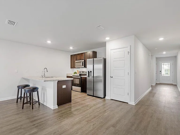 Rivers Landing Dr — Photo 9