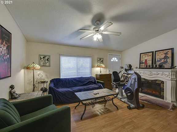 3rd image of 14680 S Plum Dr #133