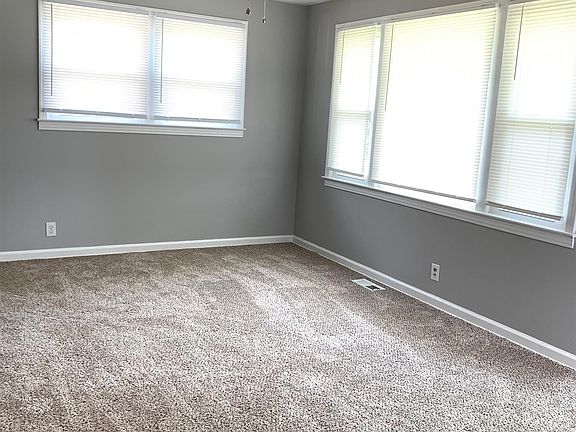 5th image of 18 Hayes St