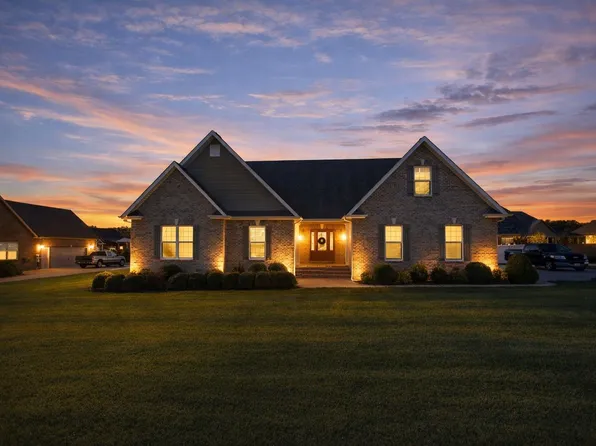 400 Settlers Trce, Tullahoma, TN 37388