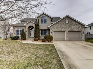 2309 Harbor Lndg, Springfield, IL 62712