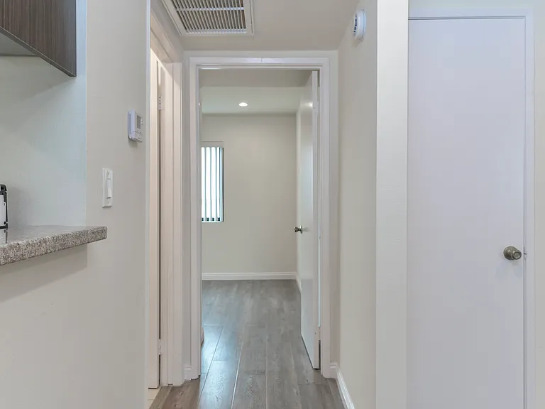 1021 Linden Ave #6 — Photo 22