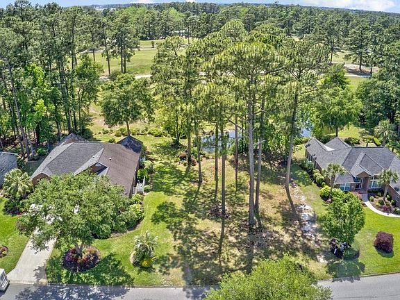 5th image of 3163 Hermitage Dr