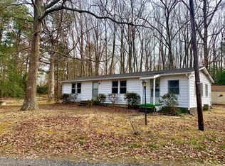133 Pine Cv, Topping, VA 23169