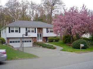 1 A Harris Dr, Burlington, MA 01803