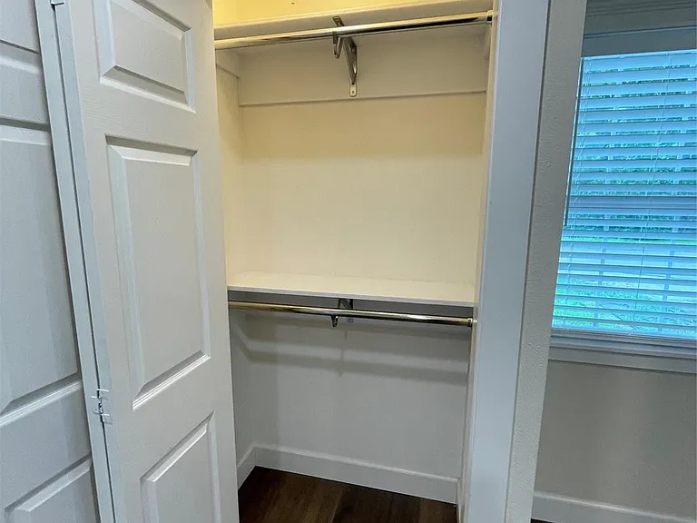 602 N Michigan Ave — Photo 14