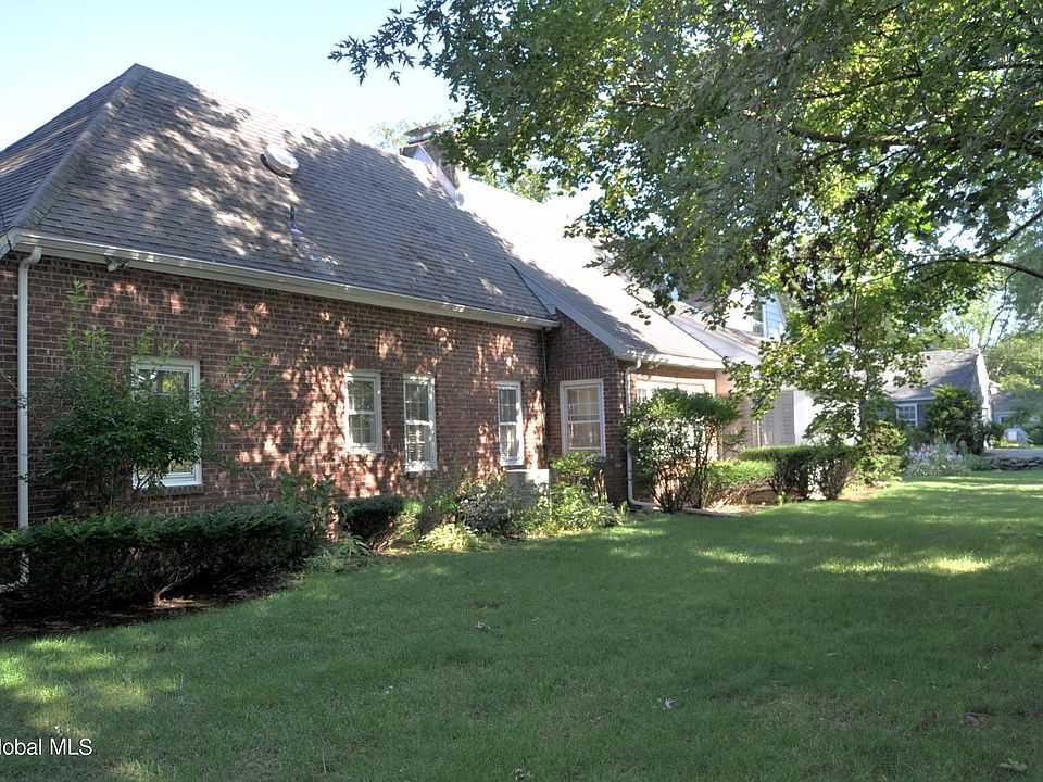 1 Reddy Lane, Loudonville, NY 12211 Zillow