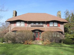 16907 Aldersyde Dr, Shaker Heights, OH 44120