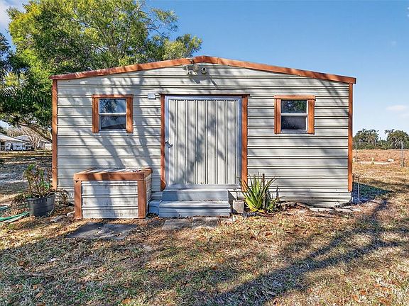 5th image of 34245 Rosa Ln