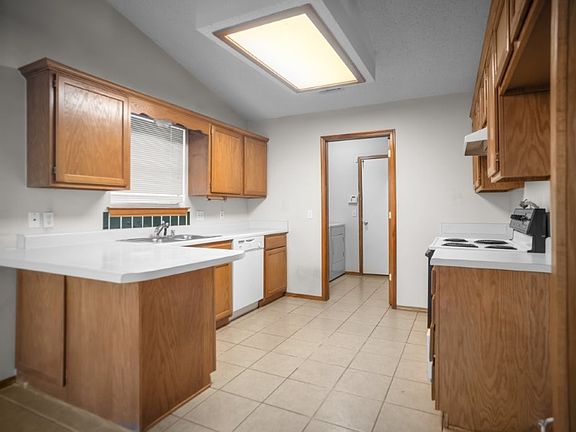 5th image of 1015 N 26th St