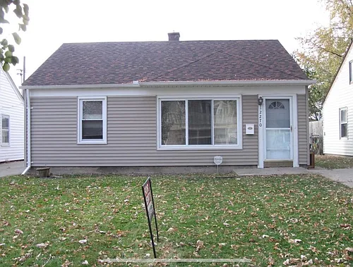 2270 Browning St Photo 1