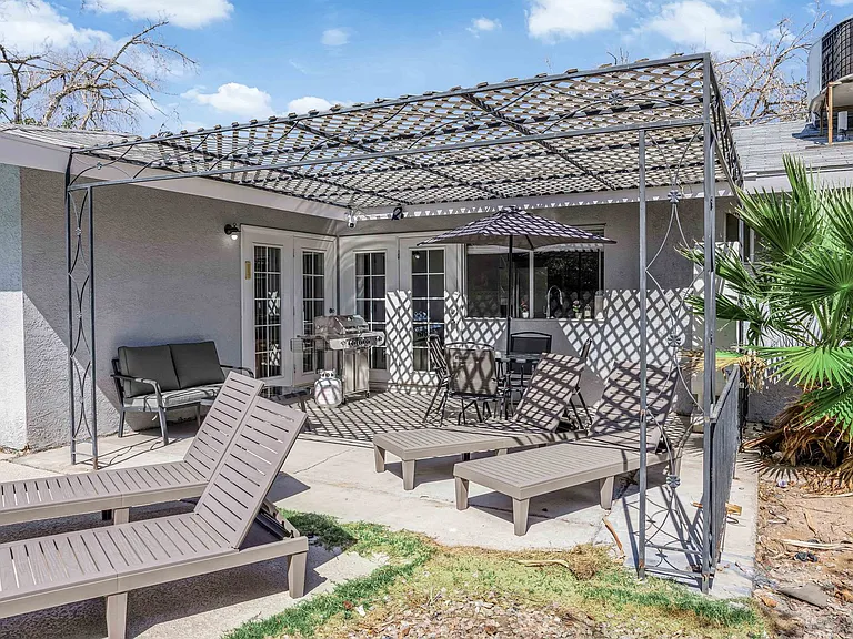 3087 Capistrano Ct — Photo 44