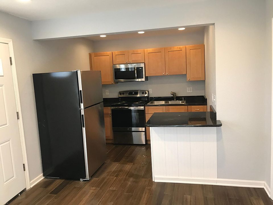 2nd image of 1100 N 4th St APT 2