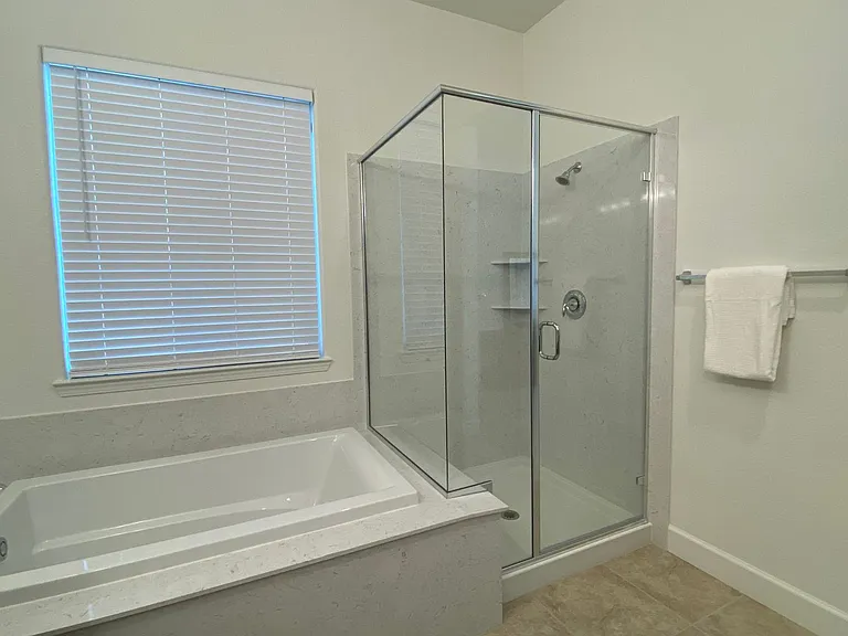 5937 Lakestone Dr — Photo 30