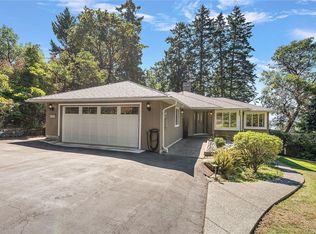 10938 Prentice Pl, North Saanich, BC V8L 5H7