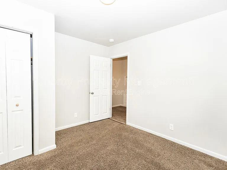 5200 Fagan St — Photo 9