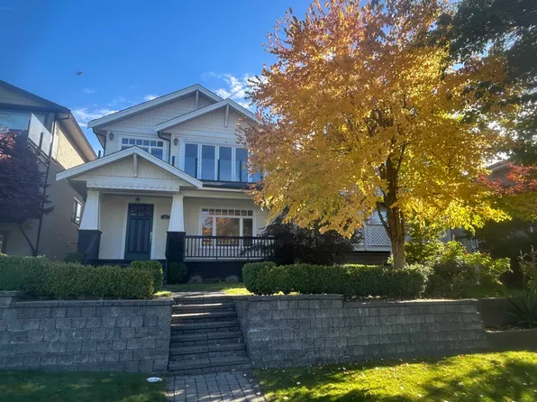 18 Hythe Ave, Burnaby, BC V5B 3H7