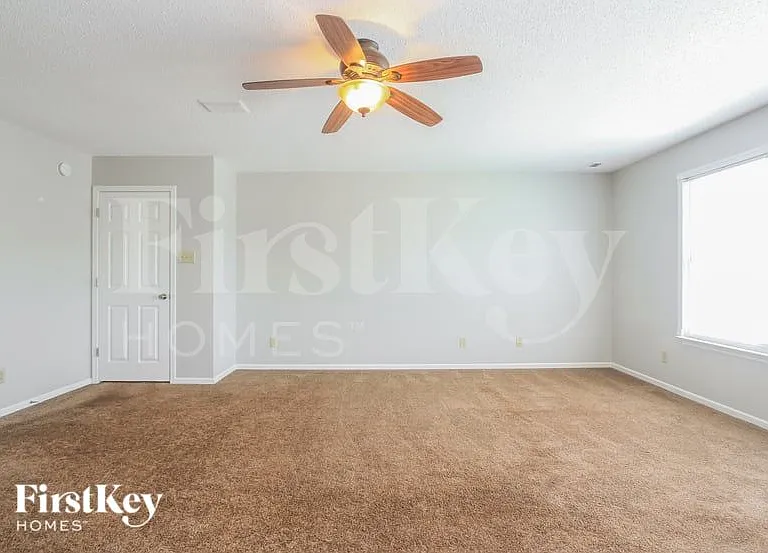 6632 Sonesta Dr — Photo 9