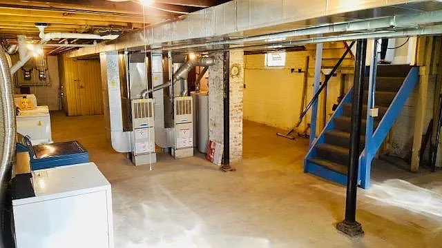31 Mumford St #LOWER — Photo 15