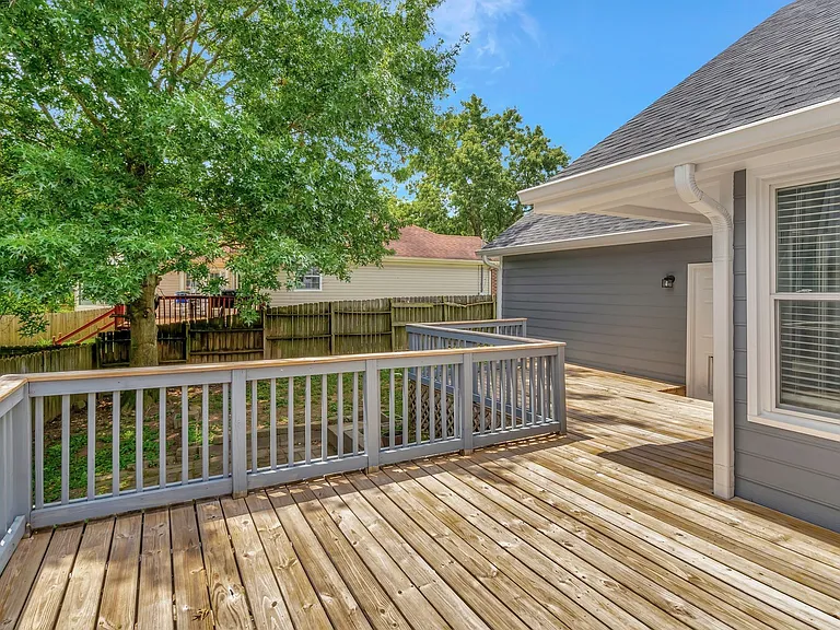 125 Agee Cir E — Photo 27