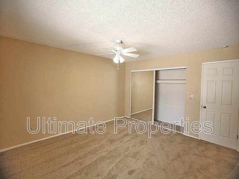 6605 W Mescal St — Photo 14