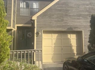 51 Beacon Hill Rd APT C, West Milford, NJ