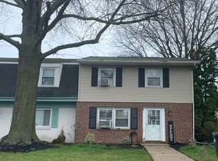 205 Hamilton Rd, Chambersburg, PA 17201