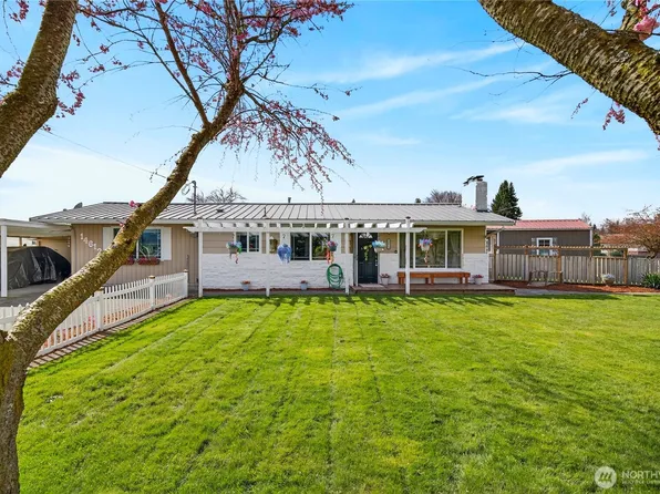 14612 Avon Allen Rd, Mount Vernon, WA 98273