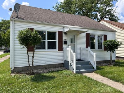 295 S Clinton Ave, Bradley, IL, 60915