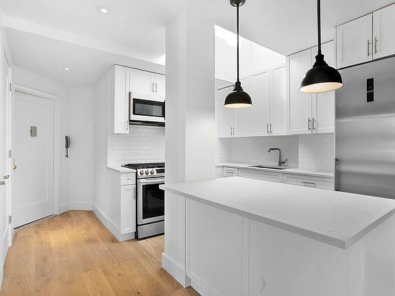 4th image of 57 W 75th St APT 11B