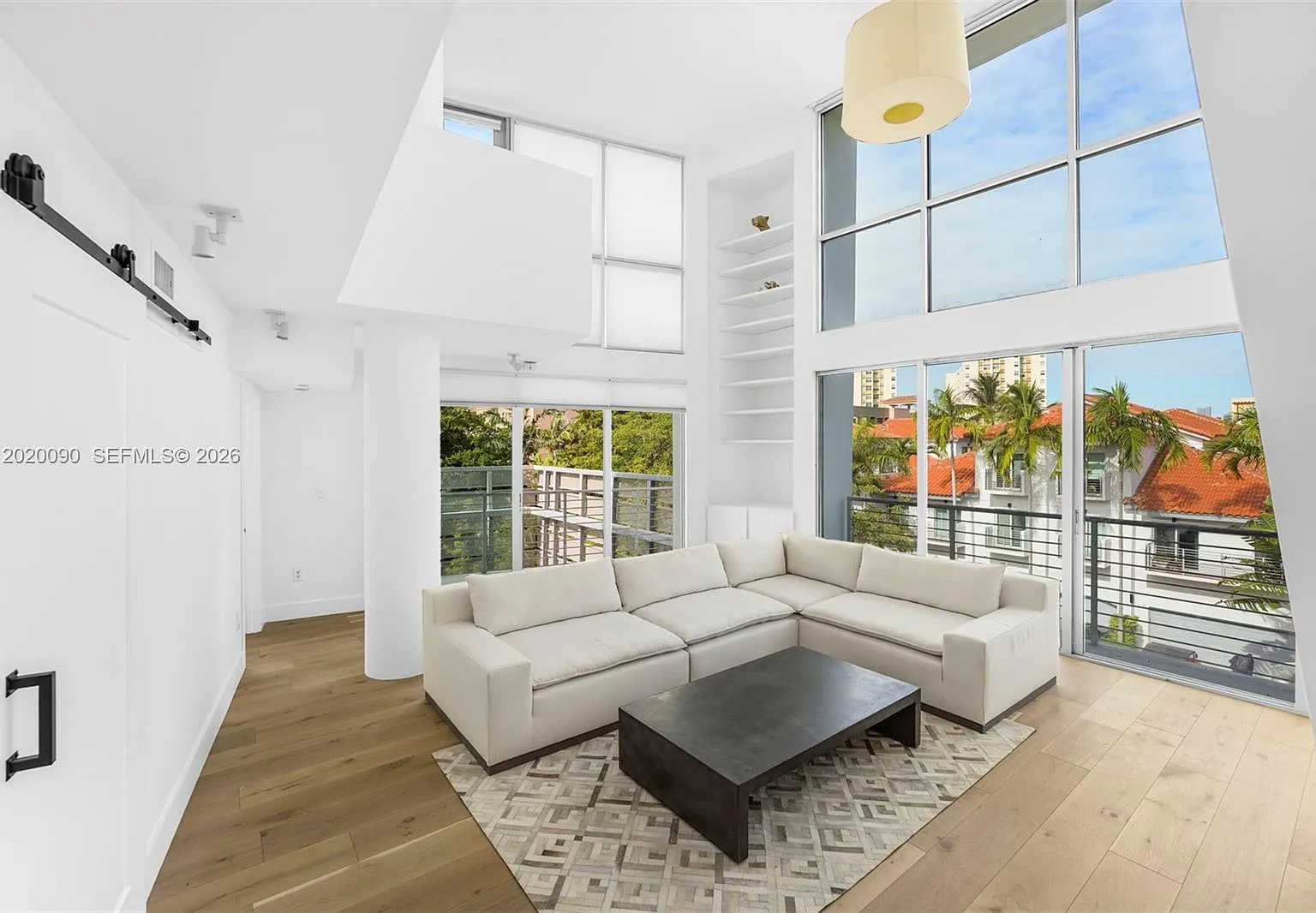 Ilona Condo — Photo 1