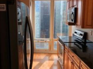 345 N Lasalle St #4504, Chicago, IL 60610