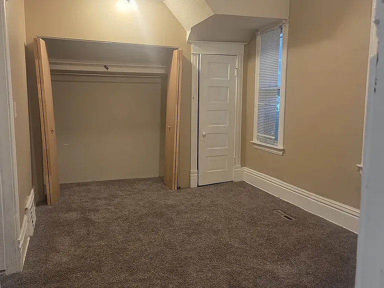 287 Sidney St E #2 — Photo 9