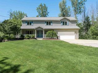 2615 E Hurley Rd, Midland, MI 48642