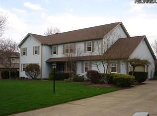 3117 Chablis Ln, Poland, OH