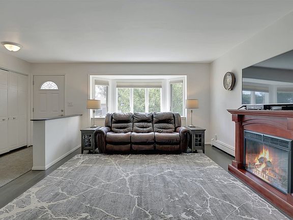 5th image of 43 Bluebell Ln