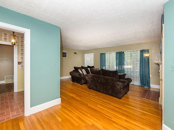 5th image of 1601 Dale Ave