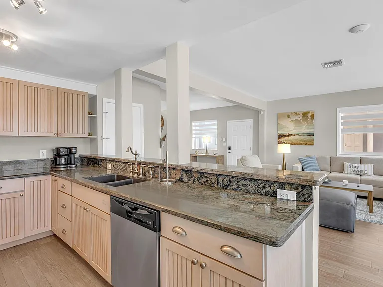 600 N Ocean Blvd #1A — Photo 15