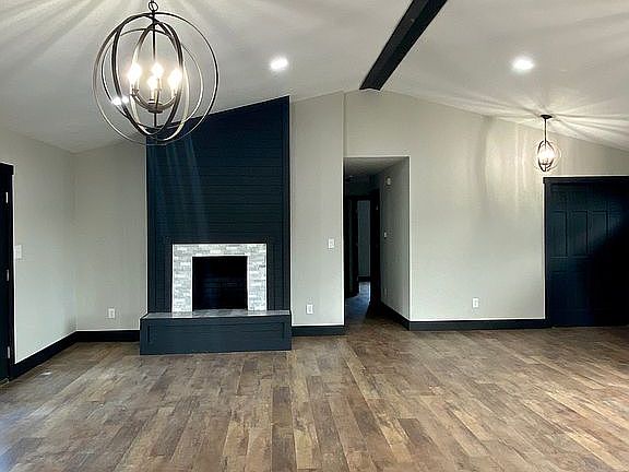 3rd image of 203 Sabol Dr