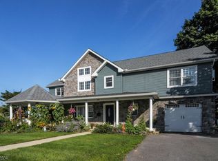 301 Sussex St, Phillipsburg, NJ 08865