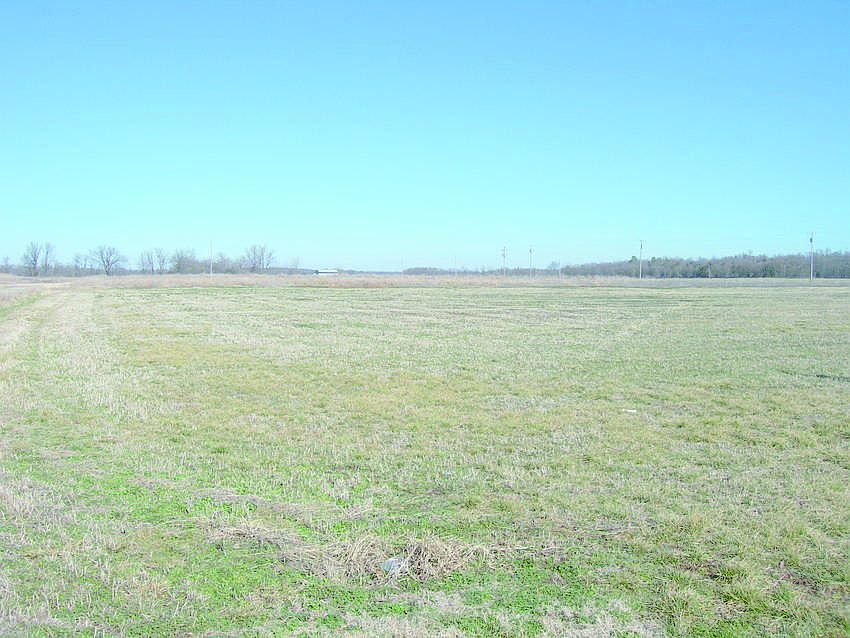 2nd image of 927 Route O