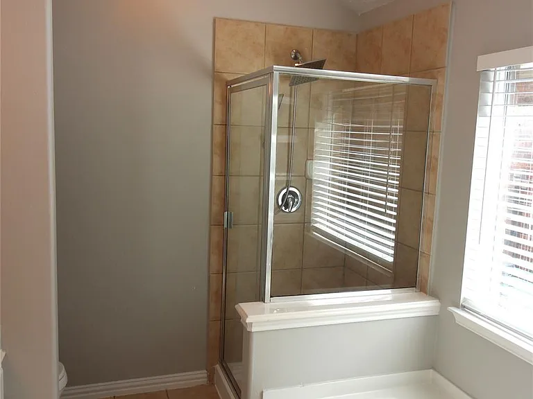 16531 Sperry Gardens Dr — Photo 23