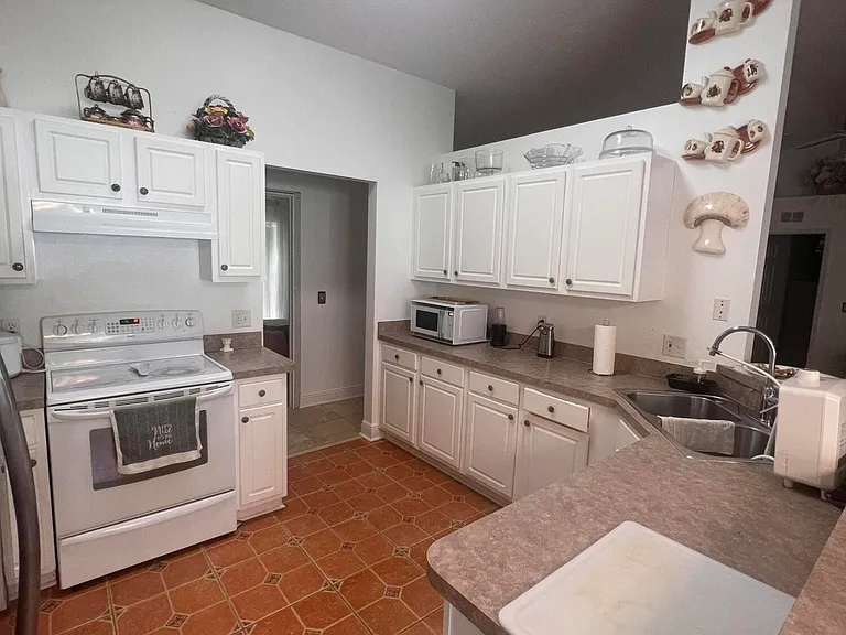 171 Chestnut Ave NE — Photo 8