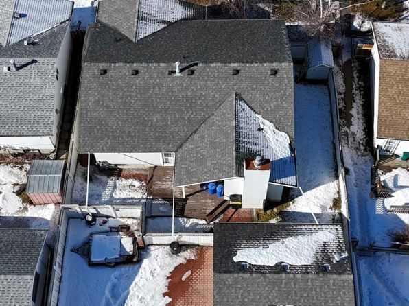 1421 53rd St, Edson, AB T7E 1H5