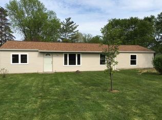 12804 Samuel Dr, Mantua, OH