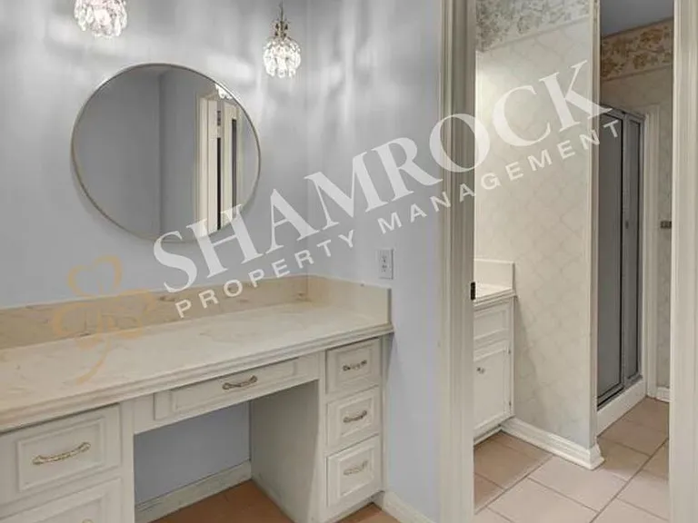 4613 Westchester Dr — Photo 18