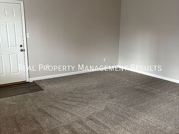 2nd image of 626 SE 2nd St