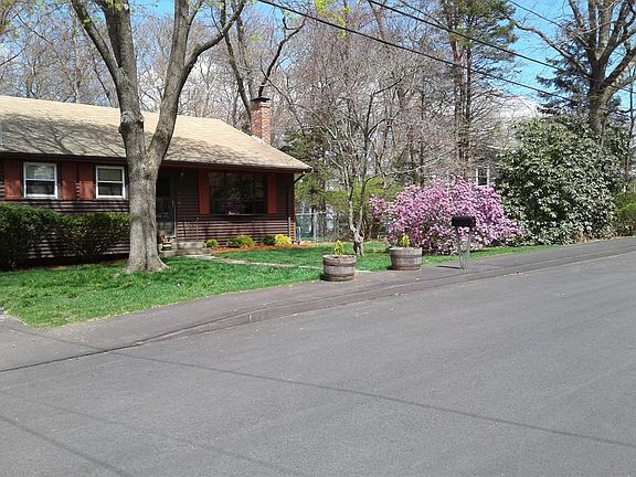3rd image of 39 Maitland Ave