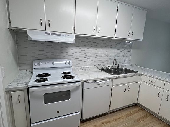 2nd image of 2681 N Point Ct #C
